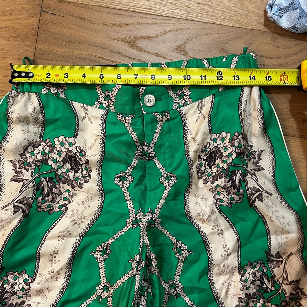 Gucci Palazzo Silk Cropped Pants Size 42 - Picture 12 of 15